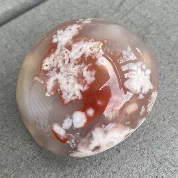 Flower Agate Palm Stone - Picture 2 of 7